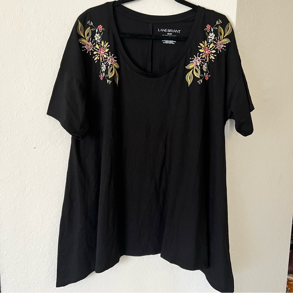 Lane Bryant Bryant Navy Grey Peasant Top Embroidered Design Size 18/20